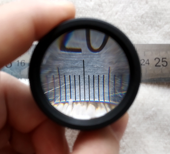 How to decide the right magnifying glass?